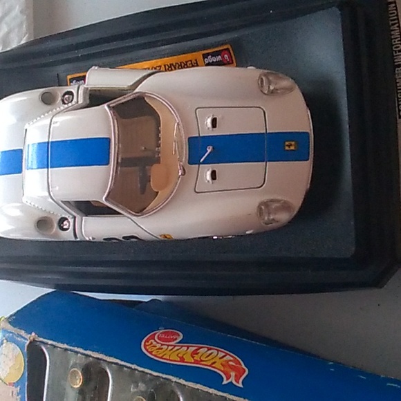 1997 Vtg Hot Wheels 5 Car Gift Pack Volcano Blowout  #18835 Diecast - Picture 8 of 11